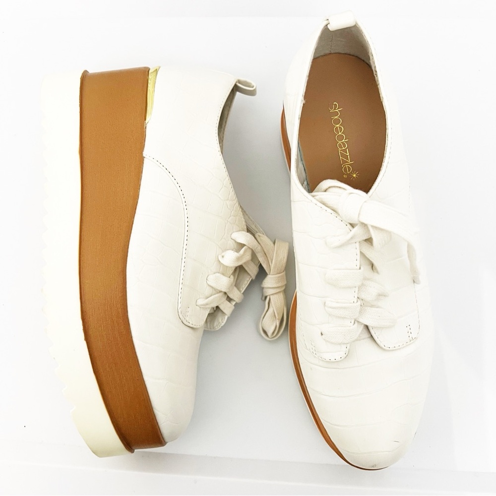🤍Shoe Dazzle Women's White Platform Sneakers Oxfords - Picture 2 of 9